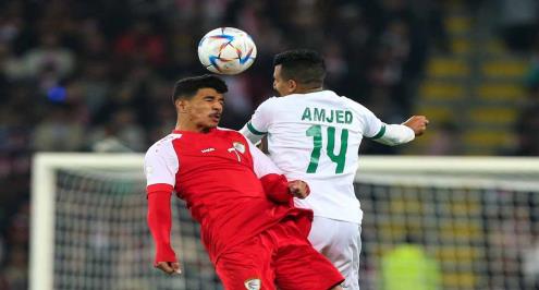 الأرض لم تبتسم لصاحبها.. العراق يستهل خليجي 25 بتعادل سلبي أمام عمان